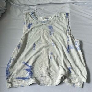 Lululemon cropped muscle tank for sale (size 8)